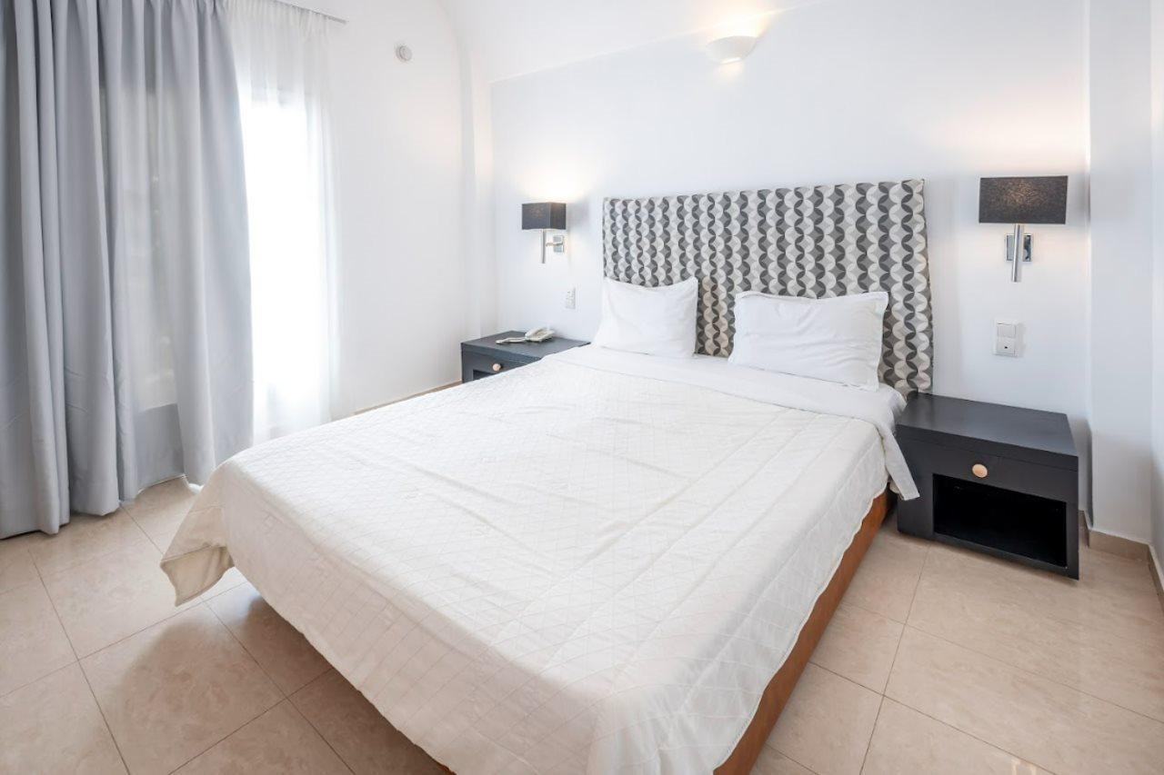Smy Orizontes&Villas Santorini Pyrgos Kallistis Exterior foto